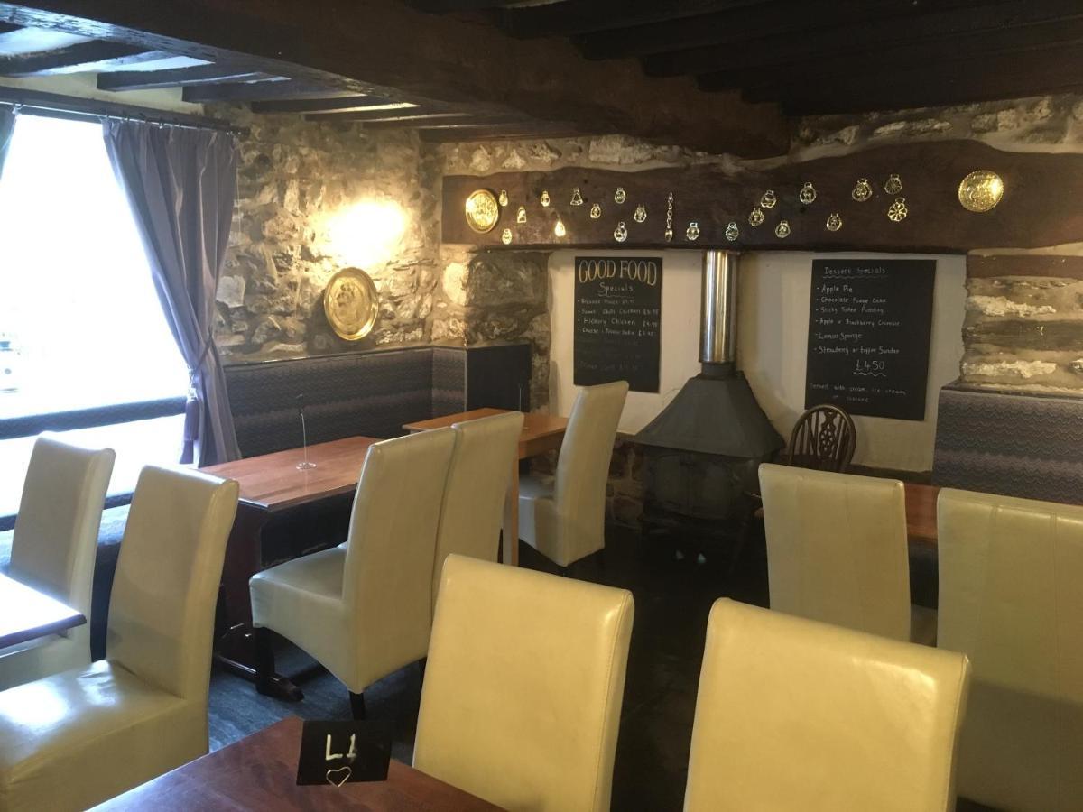 The New Inn 奥斯威斯 外观 照片